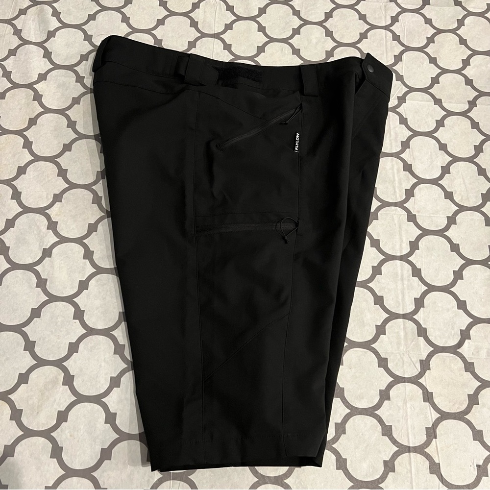 Flylow Deckard Performance Technical Mountain Bik… - image 8